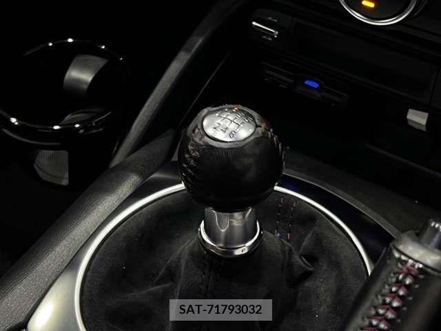 Mazda ROADSTER 2017-09 367308-5