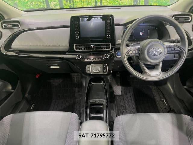 Toyota AQUA 2023-07 356179-1