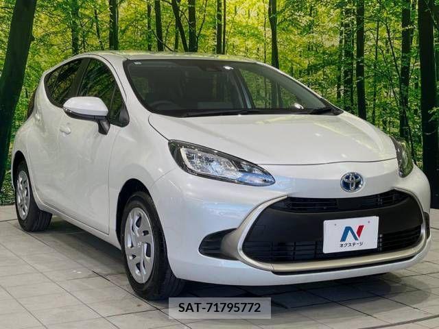 Toyota AQUA 2023-07 356179-16