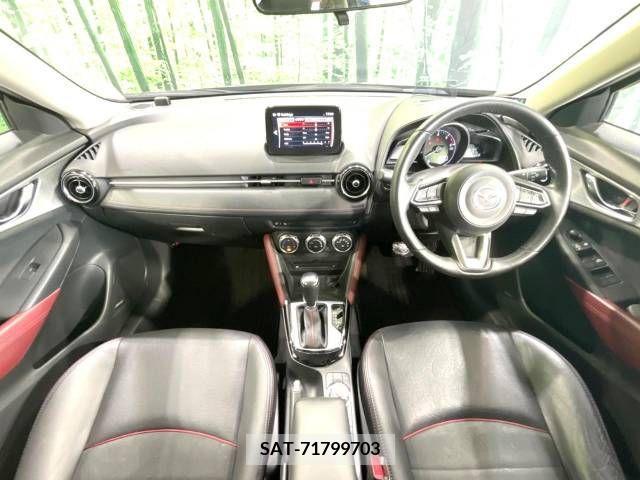 Mazda CX-3 2017-09 302056-1