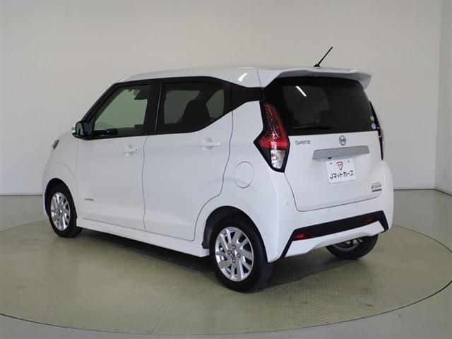 Nissan DAYZ 2019-10 18173-6
