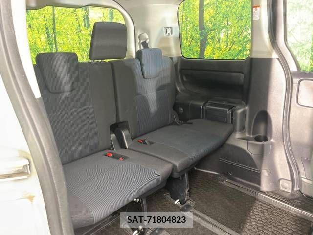 Toyota NOAH 2016-03 377171-10