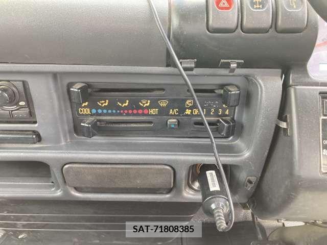 Mazda TITAN 2005-06 337527-19