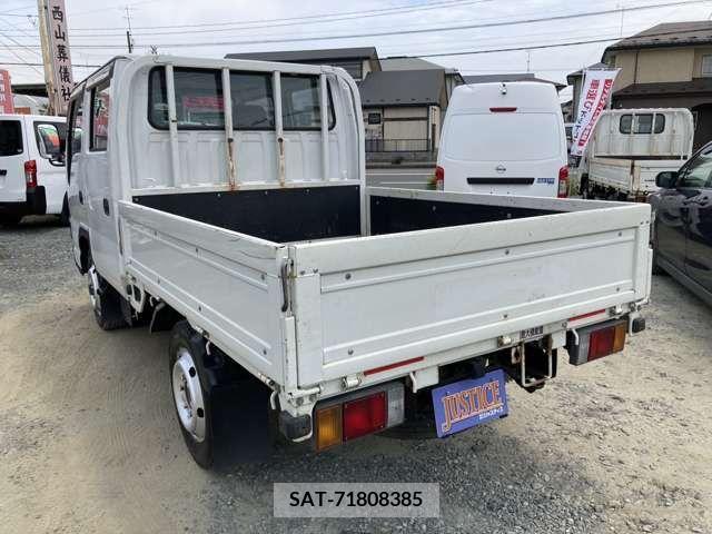 Mazda TITAN 2005-06 337527-8