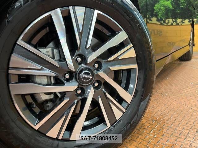 Nissan SERENA 2023-08 337979-14