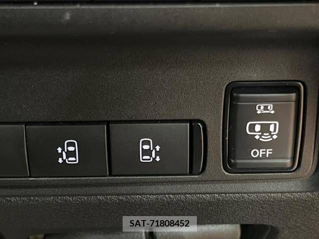 Nissan SERENA 2023-08 337979-2