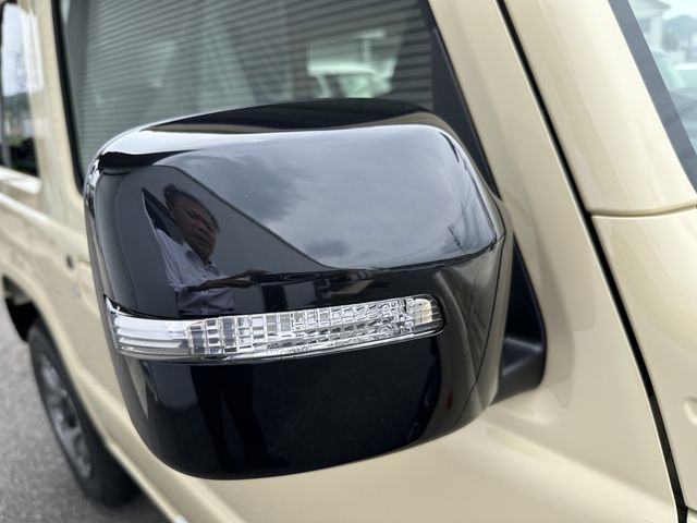Suzuki JIMNY 2023-06 6514-18