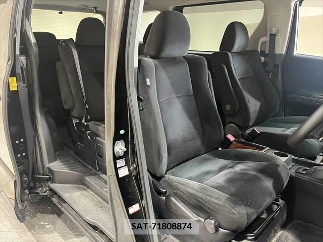 Toyota VELLFIRE 2010-11 299844-6