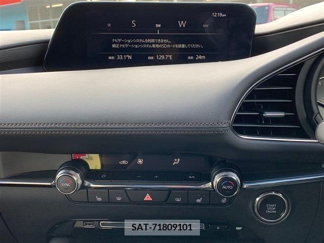 Mazda MAZDA3 2019-08 223879-23