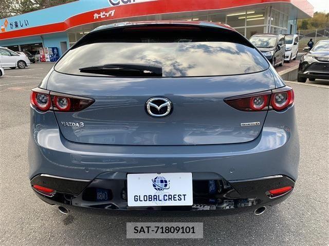 Mazda MAZDA3 2019-08 223879-12