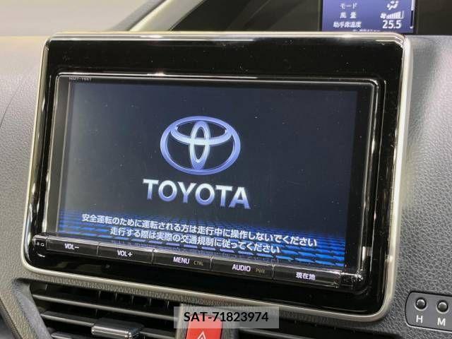 Toyota VOXY 2018-02 341540-3