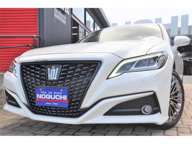 Toyota CROWN SEDAN 2018-08 2743-0