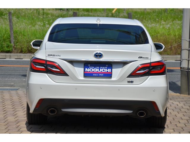 Toyota CROWN SEDAN 2018-08 2743-5