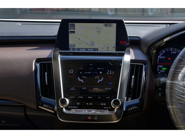 Toyota CROWN SEDAN 2018-08 2743-9