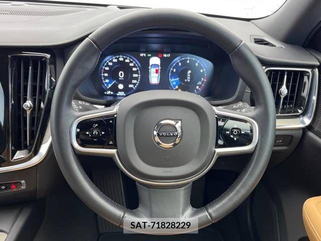 Volvo V60 2019-04 214840-10