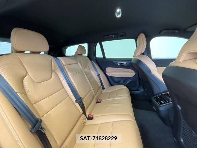 Volvo V60 2019-04 214840-12