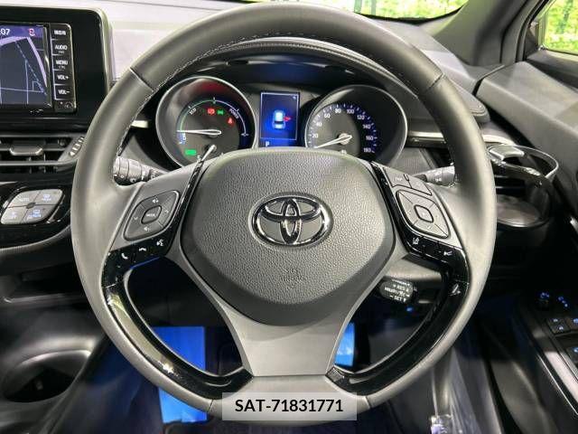 Toyota C-HR 2019-08 237150-11