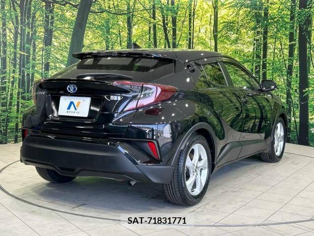 Toyota C-HR 2019-08 237150-17