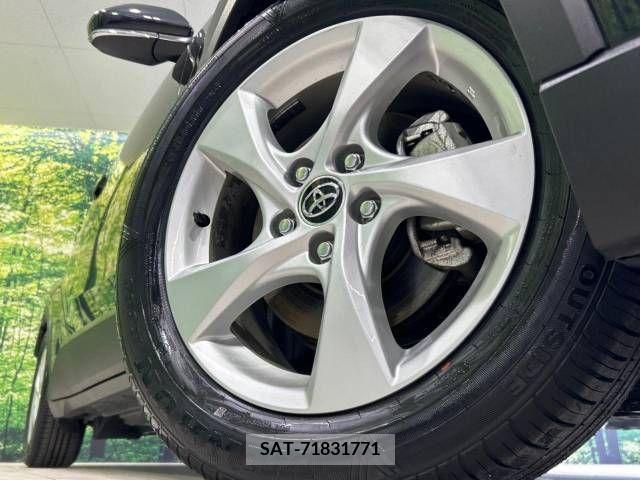 Toyota C-HR 2019-08 237150-13