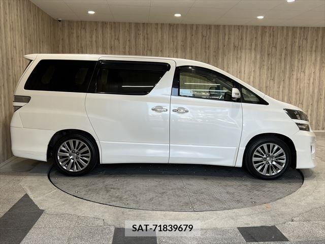 Toyota VELLFIRE 2012-12 250390-3