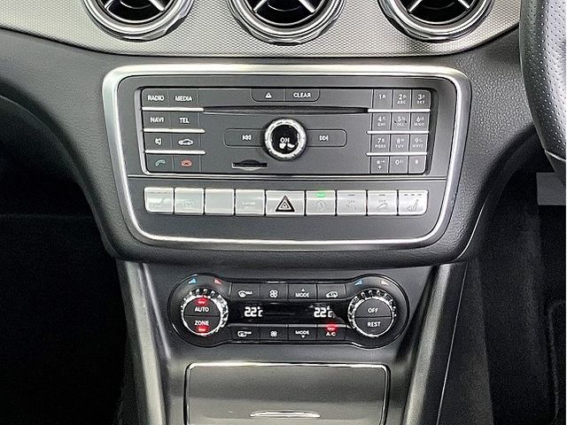 Mercedes Benz GLA-CLASS 2017-11 4140-8