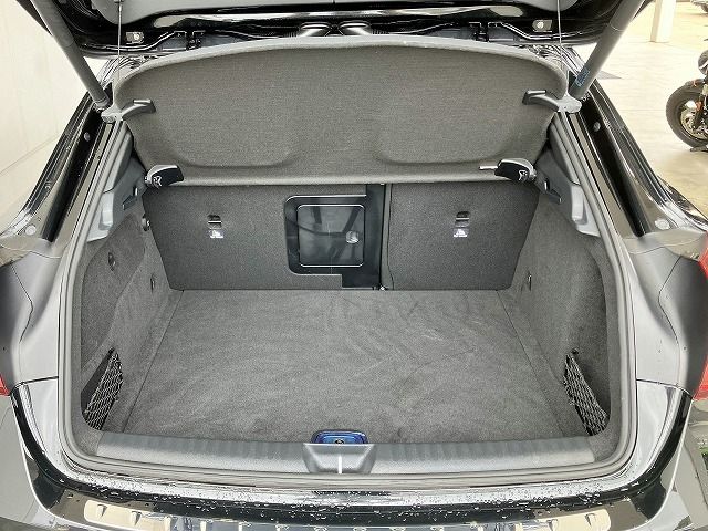Mercedes Benz GLA-CLASS 2017-11 4140-13