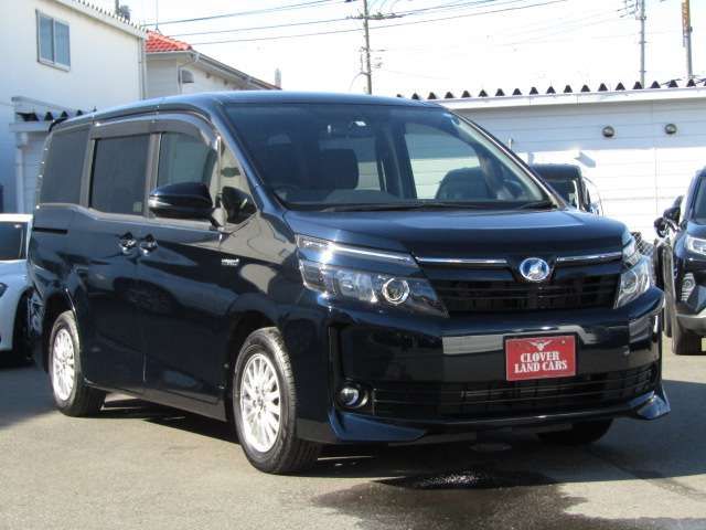 Toyota VOXY HYBRID 2014-12 15967-17
