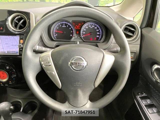 Nissan NOTE 2015-08 365459-9