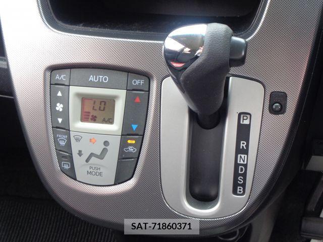 Daihatsu MOVE CUSTOM 2014-04 337965-24