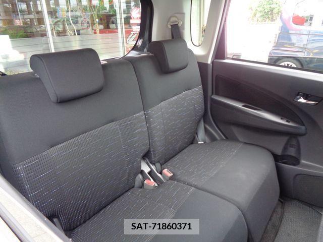 Daihatsu MOVE CUSTOM 2014-04 337965-13
