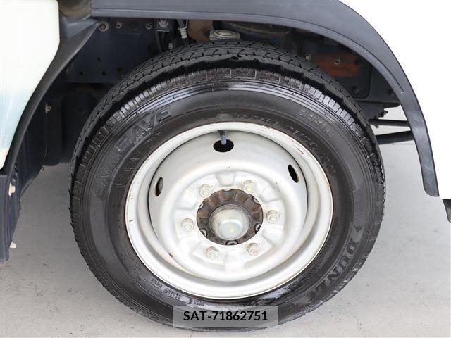 Mazda TITAN 2016-09 287684-4