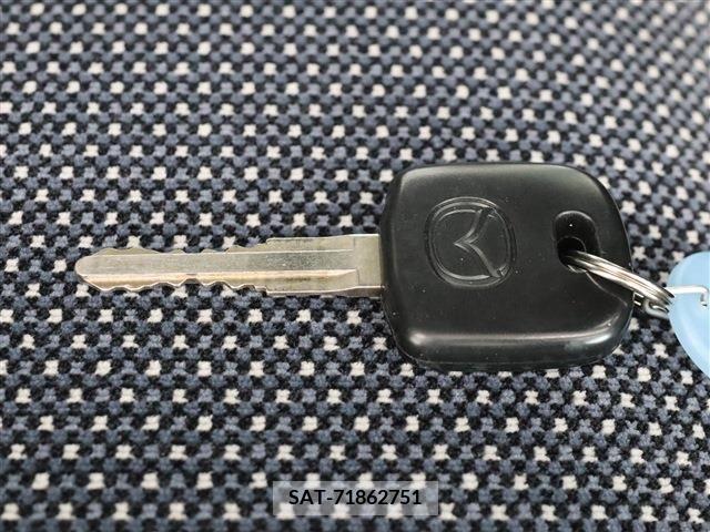 Mazda TITAN 2016-09 287684-16