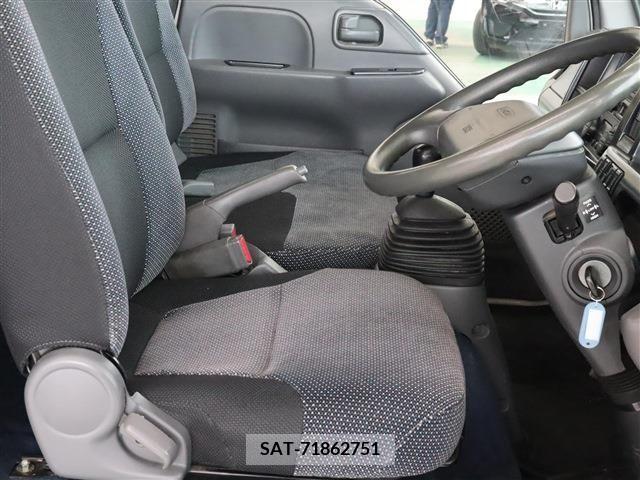 Mazda TITAN 2016-09 287684-12