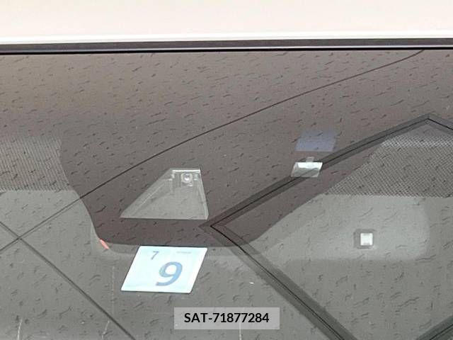 Toyota HARRIER 2014-09 331201-4