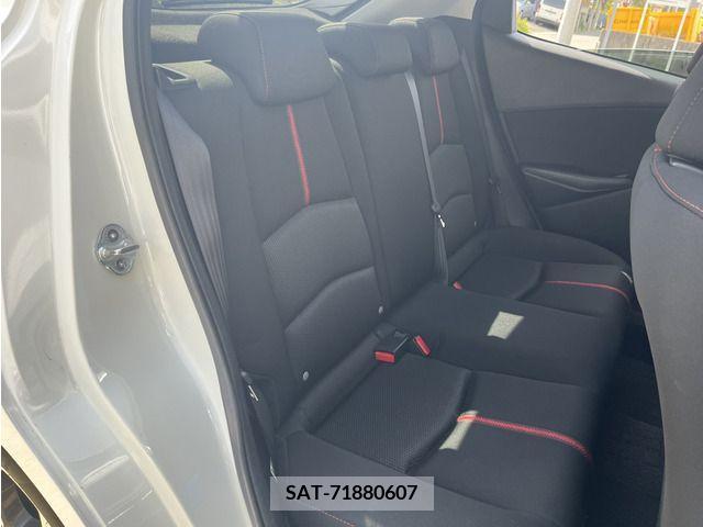 Mazda DEMIO 2015-12 267562-10