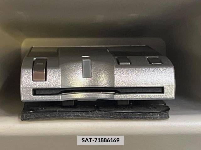Toyota SPADE 2013-09 352666-4