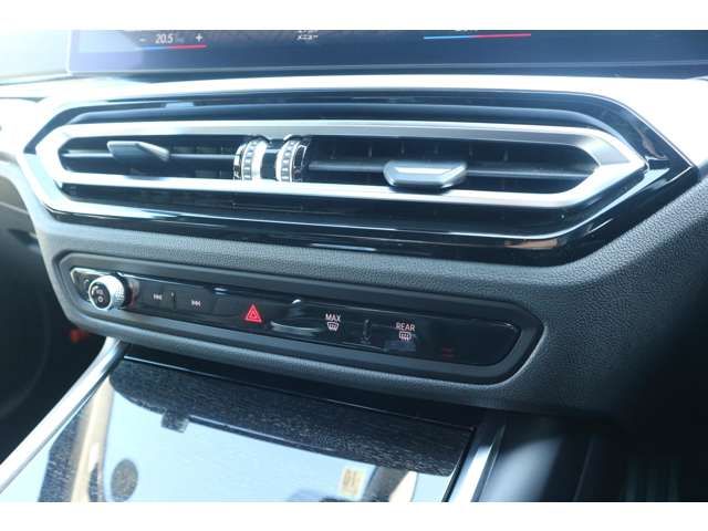 Bmw 3 SERIES 2022-10 7215-16