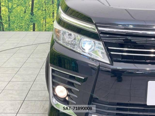 Toyota VOXY 2016-03 230391-13