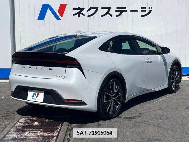 Toyota PRIUS 2023-07 366515-17