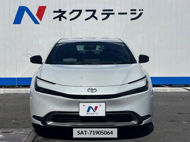 Toyota PRIUS 2023-07 366515-14