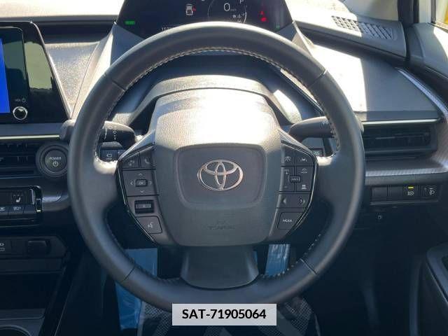 Toyota PRIUS 2023-07 366515-11