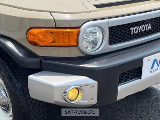 Toyota FJ CRUISER 2013-10 269795-12