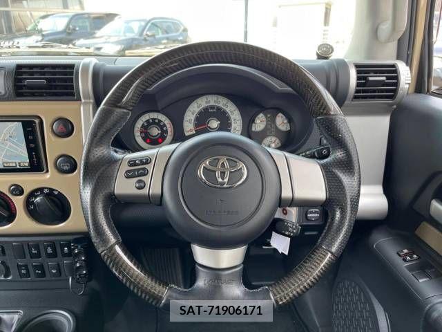 Toyota FJ CRUISER 2013-10 269795-11