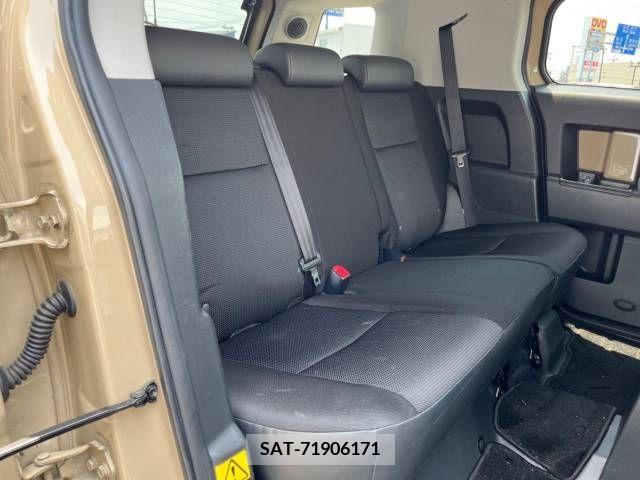 Toyota FJ CRUISER 2013-10 269795-9