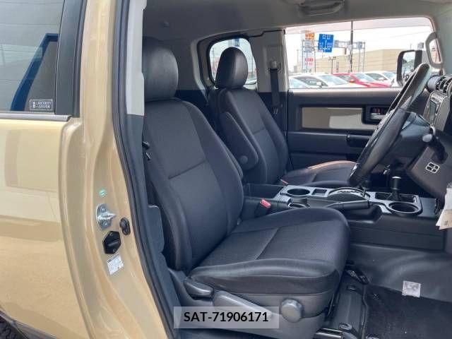 Toyota FJ CRUISER 2013-10 269795-8