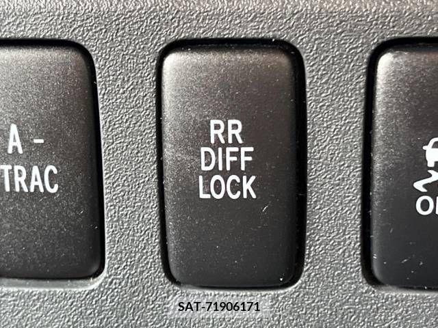 Toyota FJ CRUISER 2013-10 269795-6