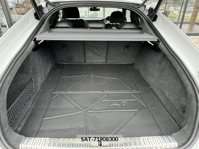 Audi A7 2022-06 383032-26