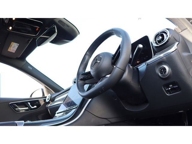 Mercedes Benz C-CLASS 2023-02 13828-9