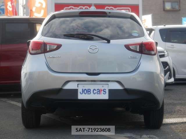 Mazda DEMIO 2017-01 267676-4