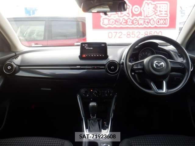 Mazda DEMIO 2017-01 267676-1